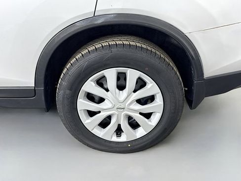 Used 2016 Nissan Rogue S image 36