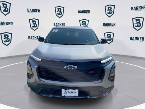Used 2025 Chevrolet Equinox RS w/ Safety and Technology Package FWD image 4