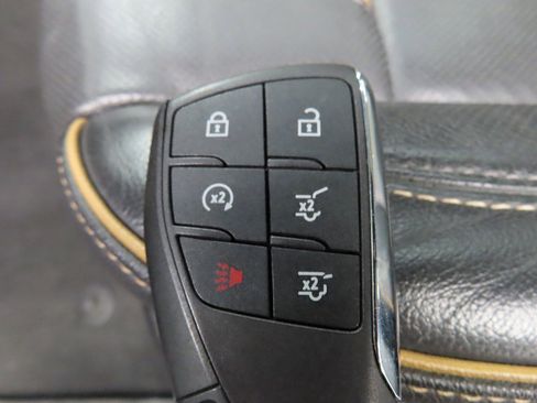 Used 2024 GMC Yukon AT4 image 63