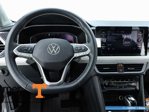 Used 2025 Volkswagen Taos SEL w/ Black Wheel Plus Package AWD/4WD image 20