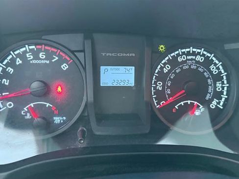 Used 2016 Toyota Tacoma SR w/ SR Convenience Package AWD/4WD image 21