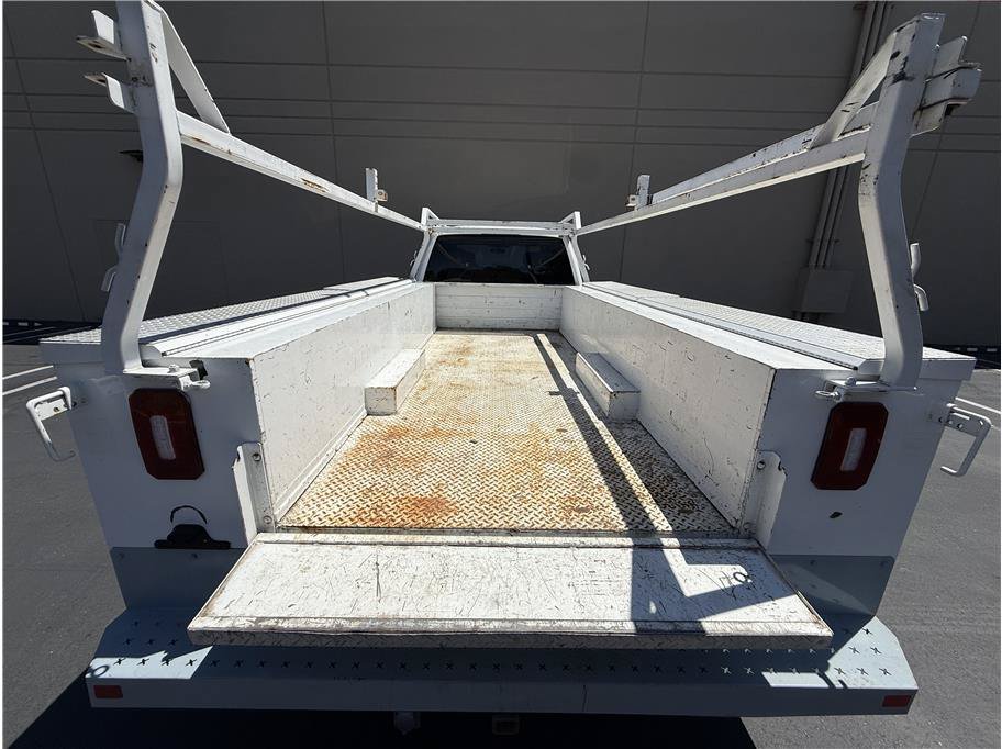 Used 2018 Ford F550 4x4 Crew Cab Super Duty image 19