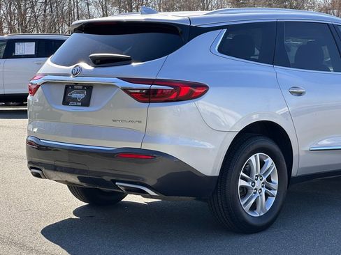 Used 2019 Buick Enclave Essence image 42