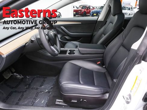 Used 2023 Tesla Model 3 Standard Range image 14