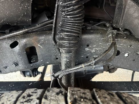 Used 1999 Ford F250 4x4 Crew Cab Super Duty image 4