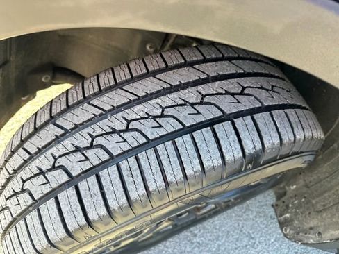 Used 2021 Kia Sorento S image 38