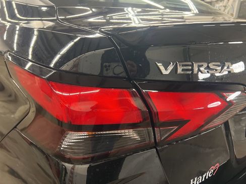 New 2025 Nissan Versa SR image 17