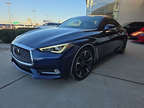 Used 2022 INFINITI Q60 3.0t Luxe w/ Essential Package image 3