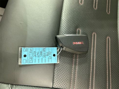 Used 2026 GMC Sierra 2500 AT4X w/ Snow Plow Prep/Camper Package image 12