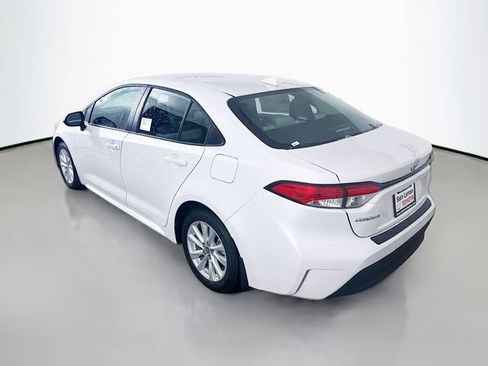 New 2026 Toyota Corolla LE image 5