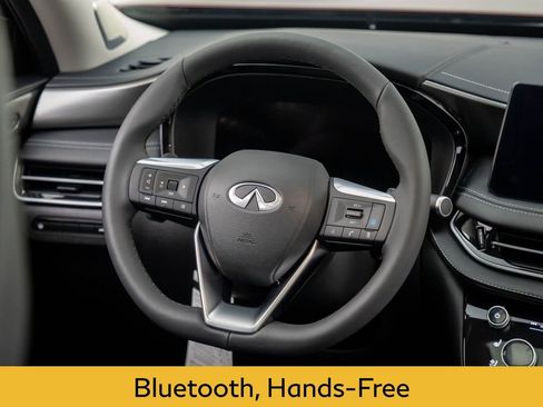 Certified 2025 INFINITI QX60 Luxe image 11