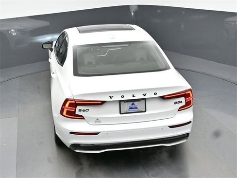 Used 2023 Volvo S60 B5 Plus w/ Climate Package image 12