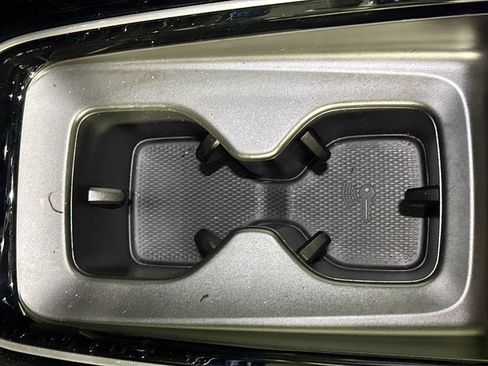 Certified 2024 Volkswagen ID.4 Pro S AWD/4WD image 16
