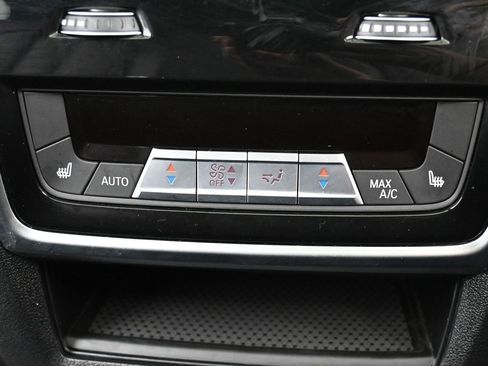 Used 2019 BMW X5 xDrive40i w/ Premium Package 2 image 40