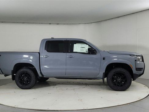 New 2026 Nissan Frontier SV w/ Tow Package image 8