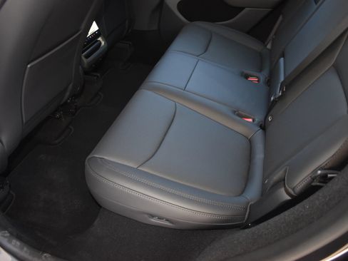 Used 2026 Tesla Model Y 2WD image 14