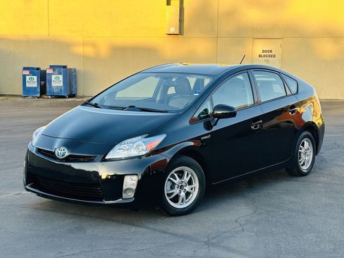 Used 2010 Toyota Prius FWD image 4