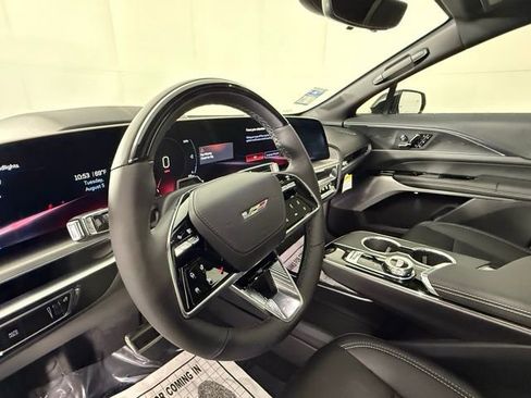 New 2026 Cadillac Lyriq V image 11