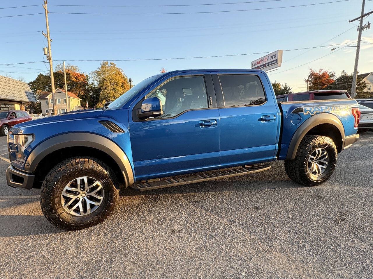 Used 2017 Ford F150 Raptor w/ Equipment Group 802A Luxury AWD/4WD image 10