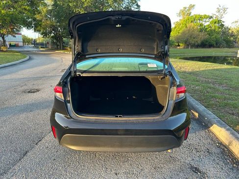 Used 2025 Toyota Corolla LE image 10