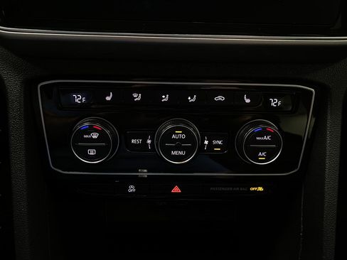 Used 2018 Volkswagen Atlas SEL AWD/4WD image 25