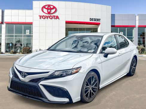 Certified 2024 Toyota Camry SE FWD image 2