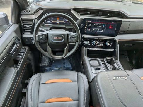 Used 2024 GMC Sierra 2500 AT4 w/ AT4 Premium Plus Package image 15