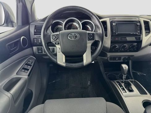 Used 2015 Toyota Tacoma PreRunner w/ TRD Off-Road Package RWD image 21