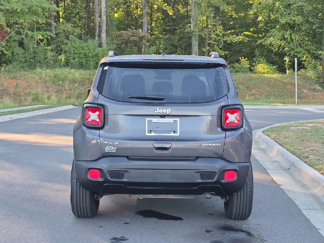 Used 2018 Jeep Renegade Sport w/ Power & Air Group AWD/4WD image 4