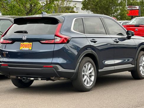 Used 2025 Honda CR-V EX image 4