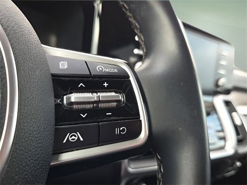 Used 2021 Kia Sorento S image 22