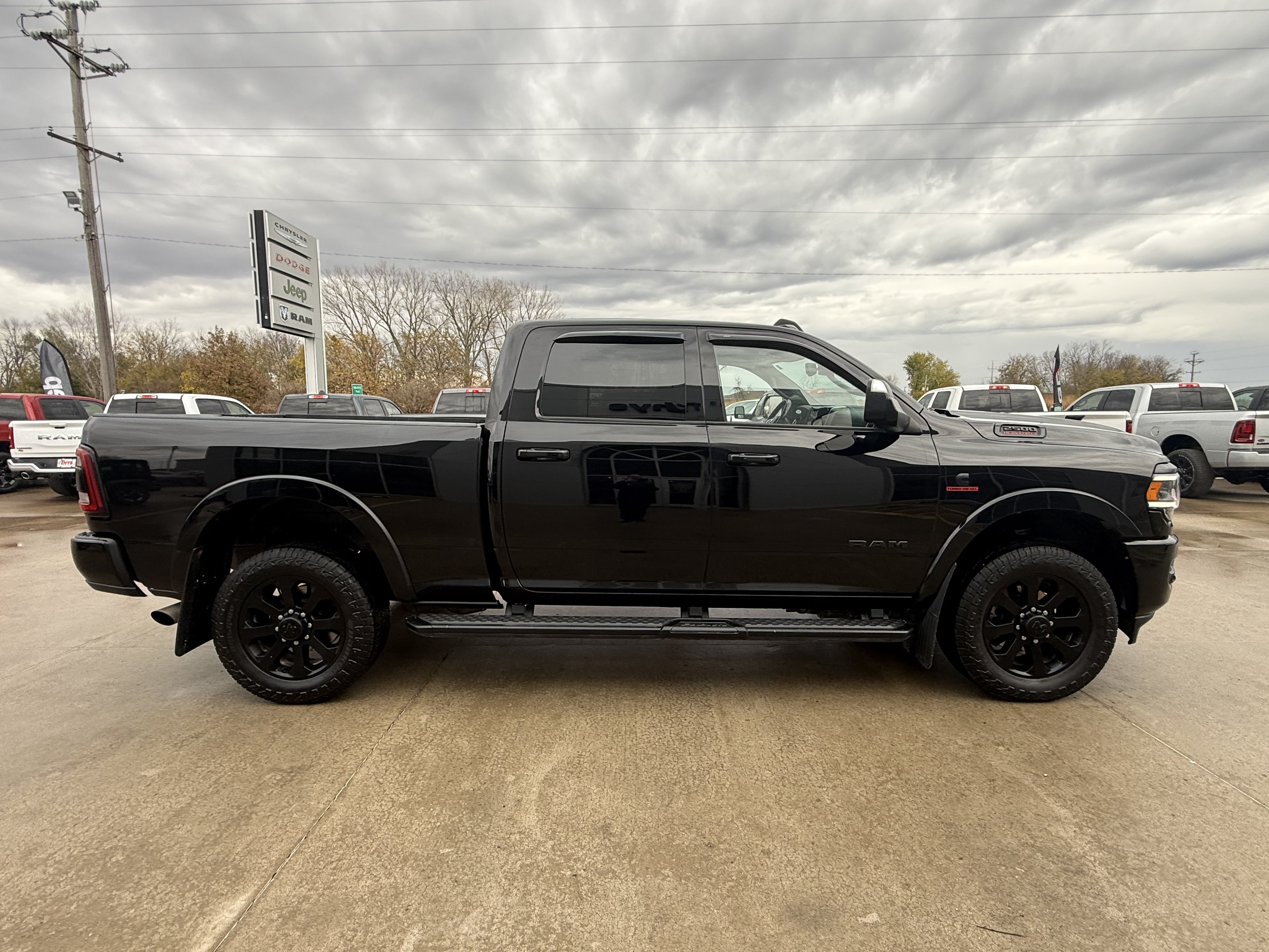 Used 2022 RAM 2500 Laramie w/ Night Edition AWD/4WD image 34