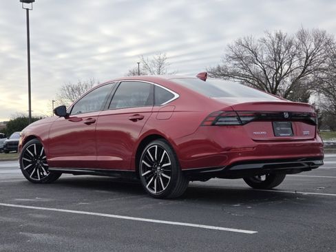 Certified 2024 Honda Accord Touring image 17