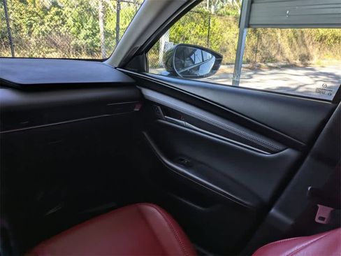 Used 2025 MAZDA MAZDA3 s image 17