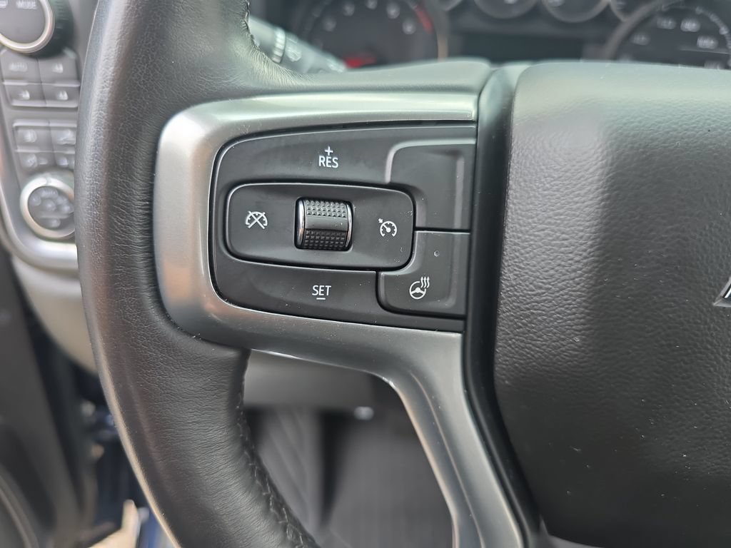 Certified 2022 Chevrolet Silverado 1500 RST AWD/4WD image 17