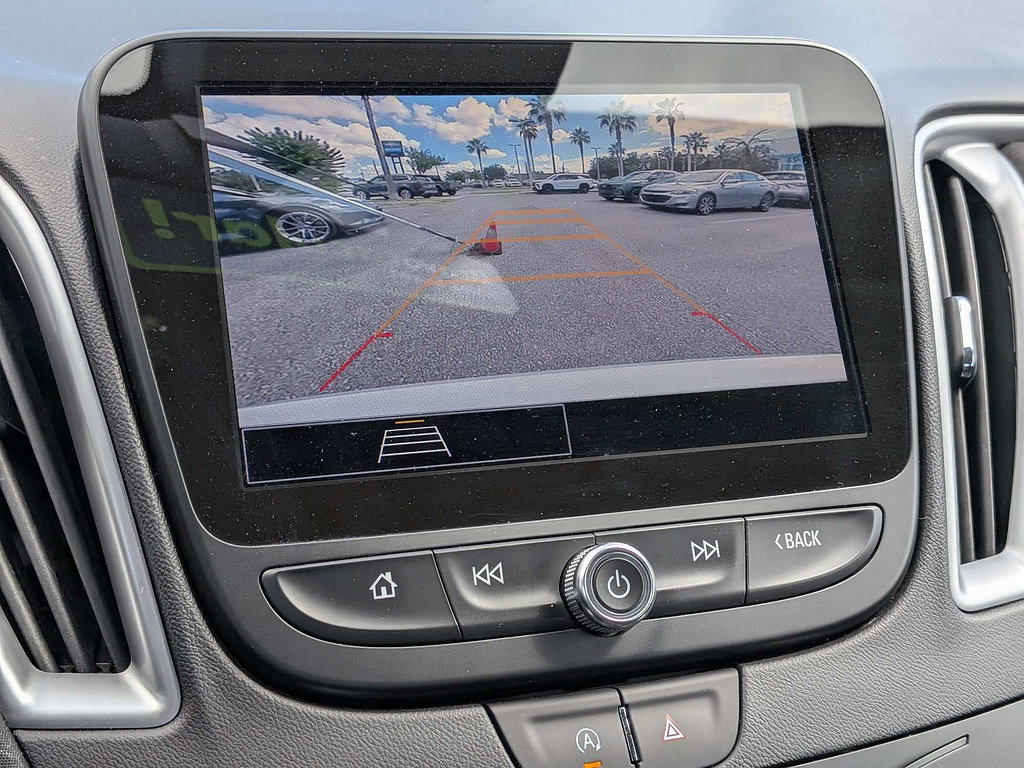 Certified 2025 Chevrolet Malibu LT FWD image 18