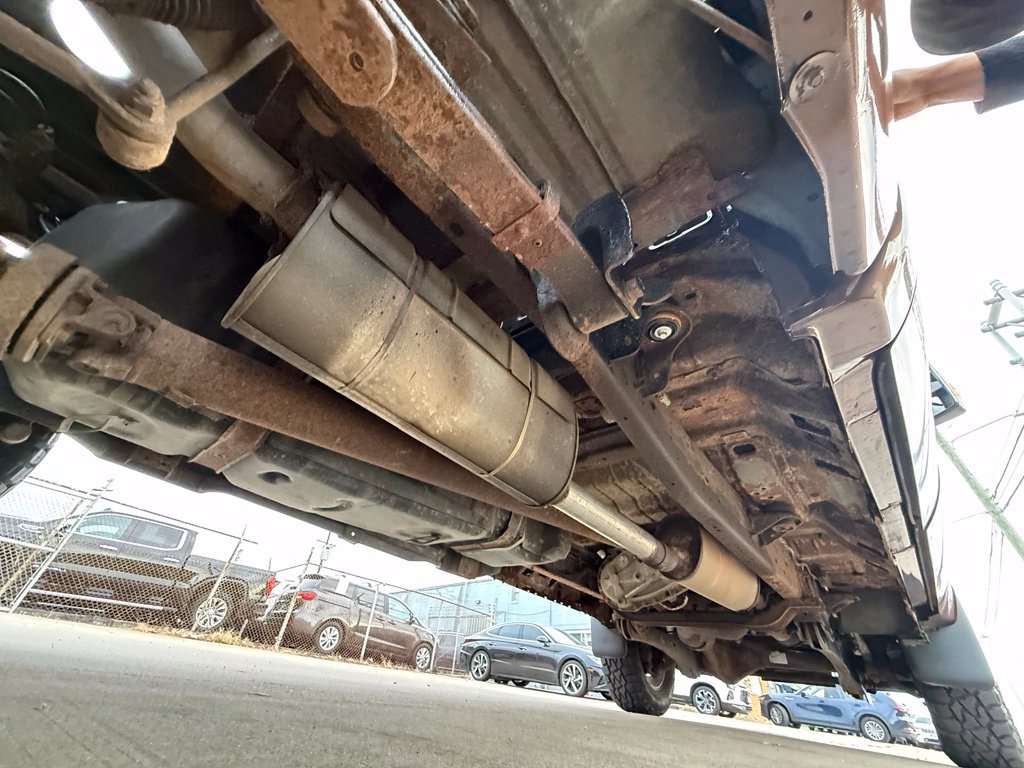 Used 2012 Ford F250 XLT w/ Snow Plow Prep Pkg AWD/4WD image 16