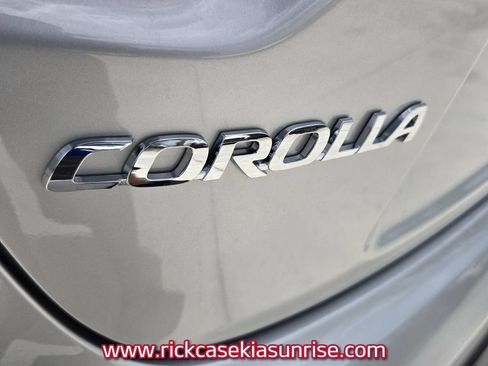 Used 2026 Toyota Corolla SE FWD image 15