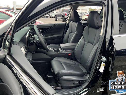 Certified 2025 Subaru Outback Limited image 9