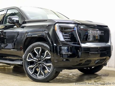 New 2025 GMC Sierra EV Denali image 2