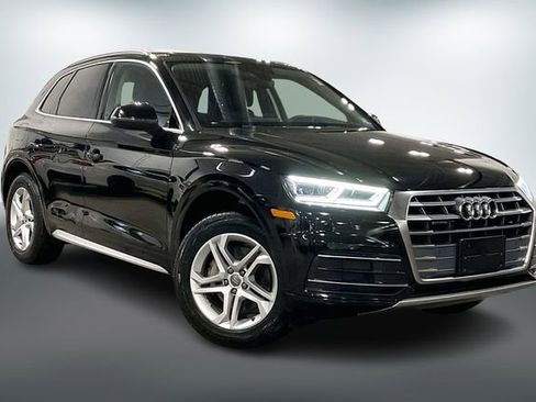 Used 2018 Audi Q5 2.0T Premium Plus w/ Premium Plus Package image 1