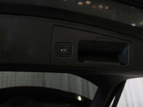 Used 2019 Cadillac XT4 Sport AWD/4WD image 34