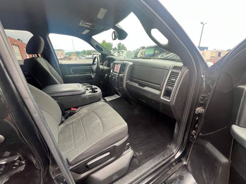 Used 2022 RAM 1500 Warlock AWD/4WD image 11