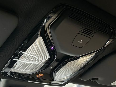 Used 2021 BMW 330i Sedan w/ Convenience Package image 46