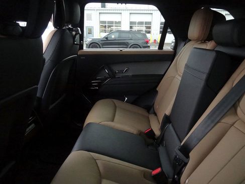 Used 2025 Land Rover Range Rover Sport Dynamic SE image 12