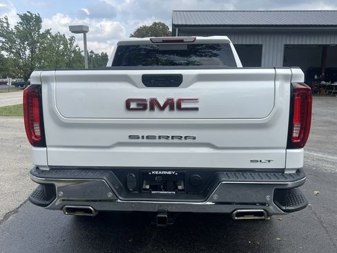 Used 2022 GMC Sierra 1500 SLT image 8