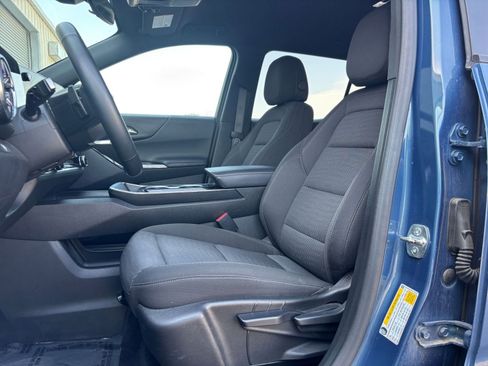 Used 2025 Chevrolet Equinox LT image 27