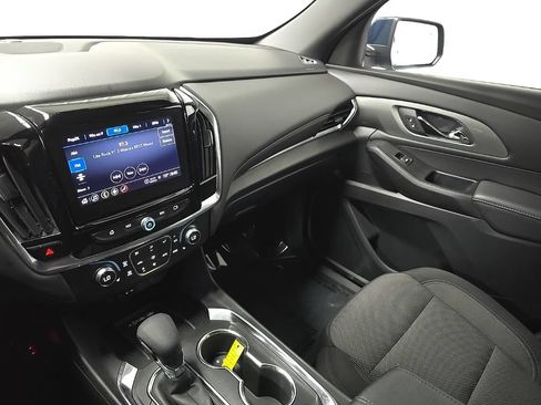Used 2023 Chevrolet Traverse LT w/ Midnight/Sport Edition AWD/4WD image 25