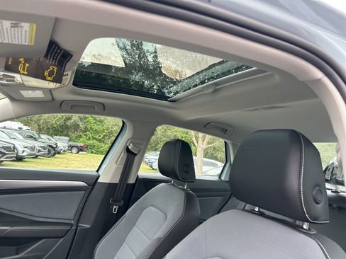 New 2026 Volkswagen Jetta SE FWD image 22