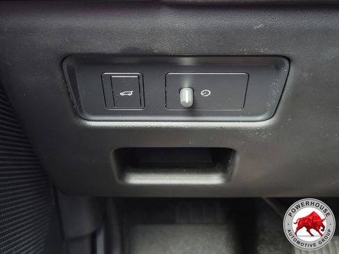 Used 2020 Land Rover Discovery SE AWD/4WD image 30